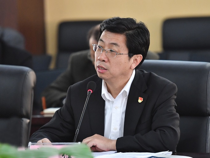 tu 1我校召开党委六届十二次全委（扩大）会